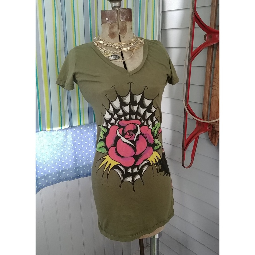 Vintage 90s Y2k Ed Hardy green graphic tee web roses graphic tshirt Womens S